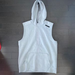 Under Armour Men’s L sleeveless hoodie